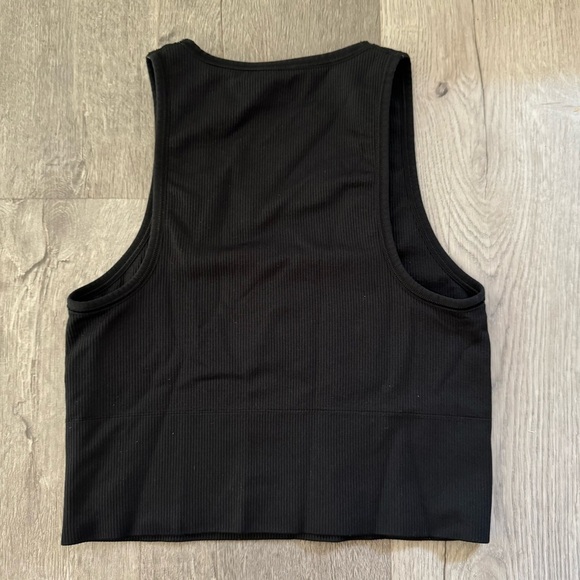 Athleta Aurora Seamless Ribbed Knit Crop Black Tank Top size XS - Picture 2 of 4
